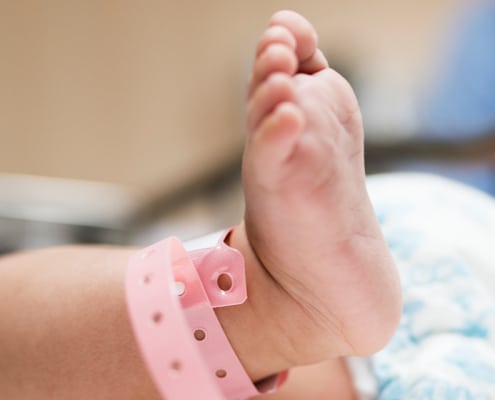 The Benefits Of Cot-Nursing Compared To Incubator Care For Preterm Infants